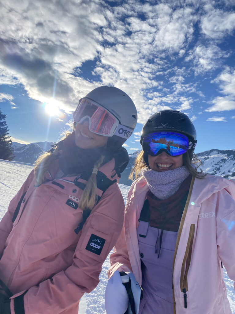 SINGLES AUSTRIA SKIING