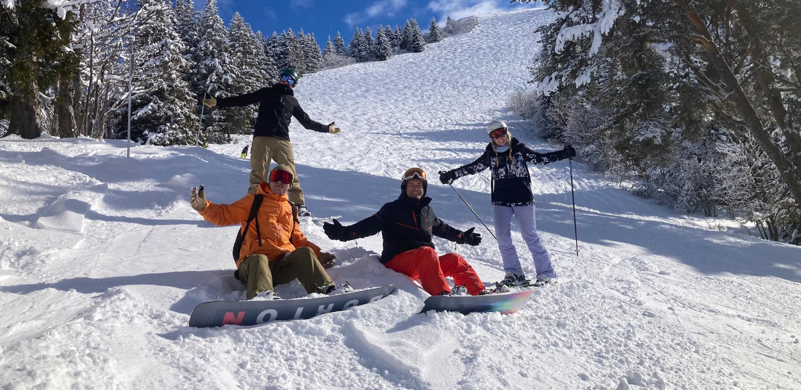solo snowboarding